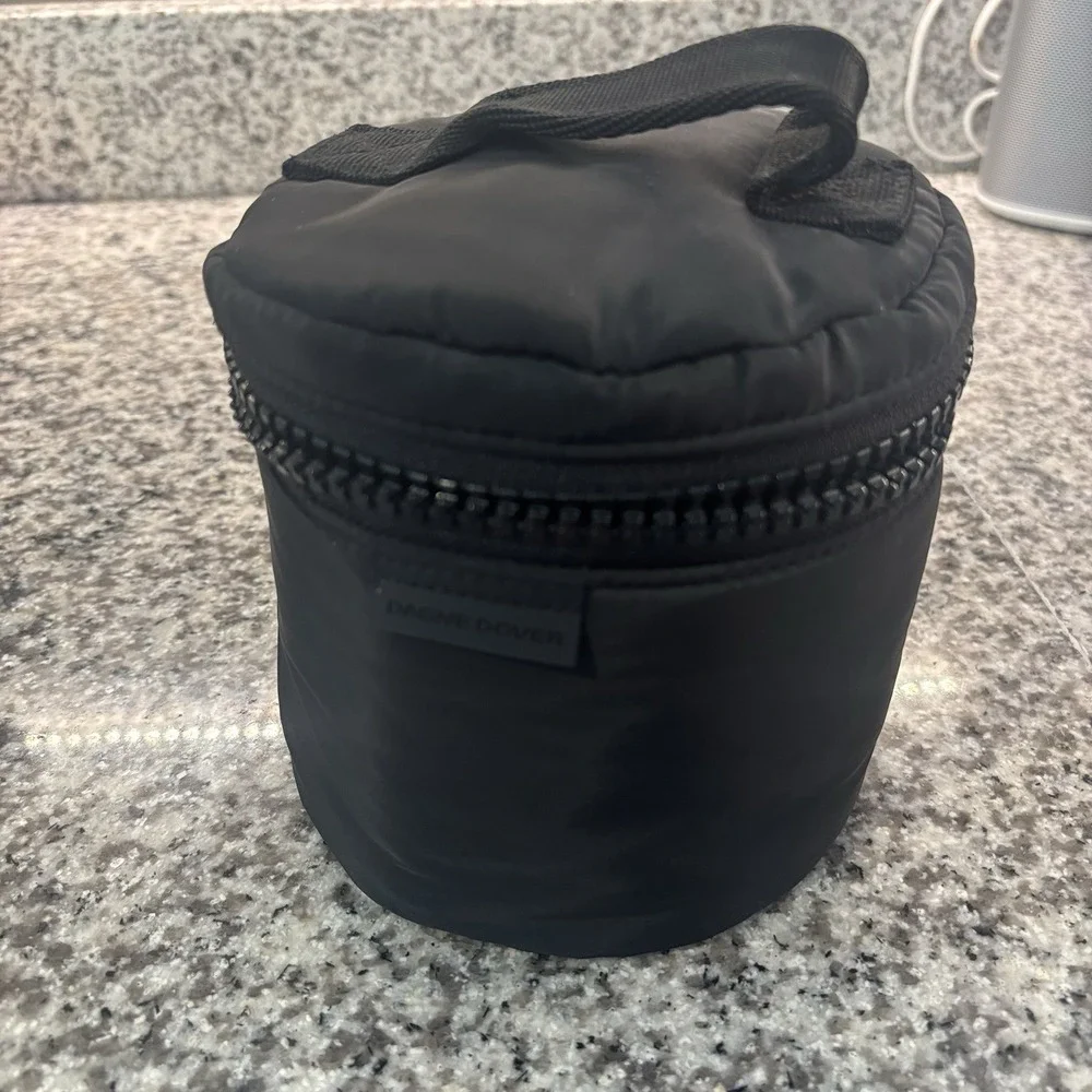 Dagne Dover good preowned